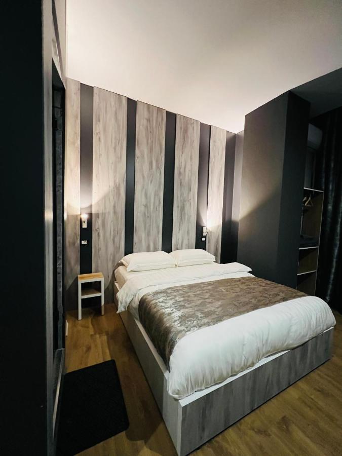 Colombia Apartments&Rooms Durrës Kültér fotó